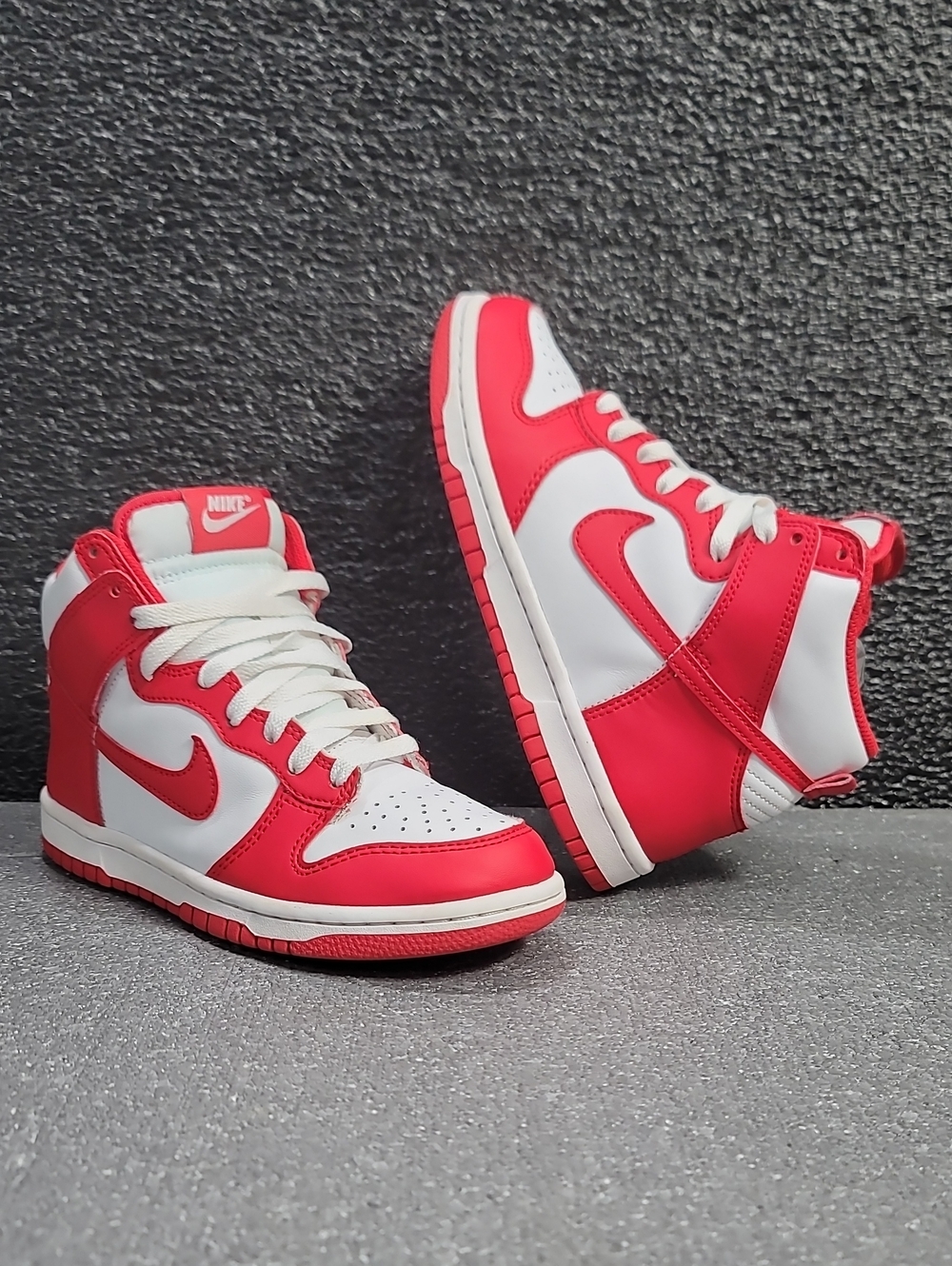 Nike Dunk High "University Red" Wmns 6 Great Condition, Ships Today